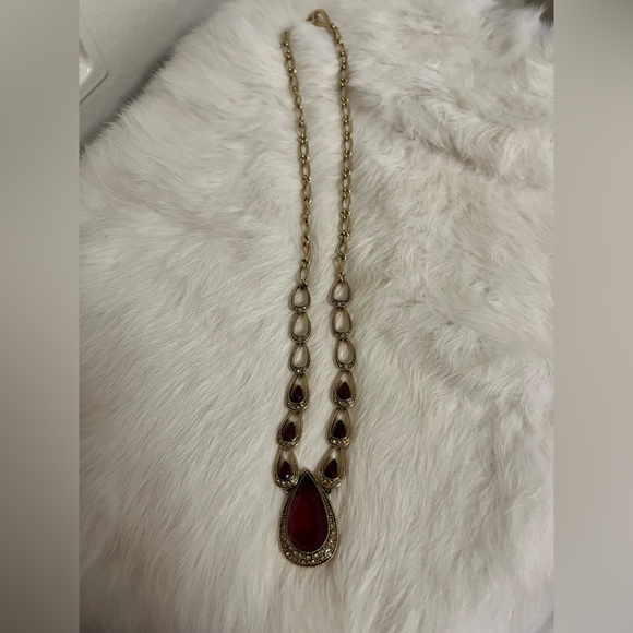Monte Gold Plated Faux Ruby Necklace High Quality - Picture 2 of 9